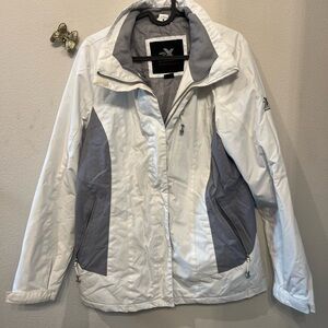 ZeroXposur Women's Snow Jacket in White and Gray